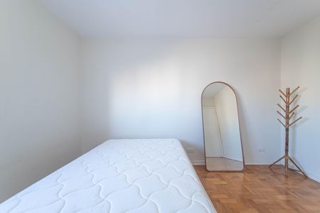 Apartamento à venda com 90m², 2 quartos e 2 vagasSuíte