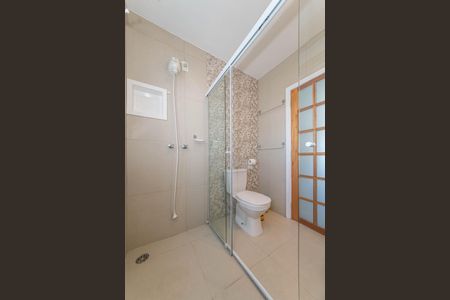 Apartamento à venda com 90m², 2 quartos e 2 vagasBanheiro da Suíte