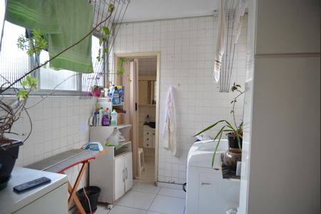 Apartamento à venda com 180m², 4 quartos e 1 vagaÁrea de Serviço