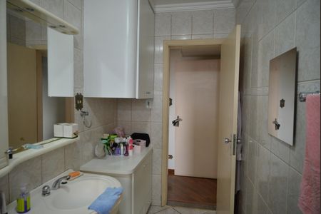 Apartamento à venda com 180m², 4 quartos e 1 vagaBanheiro da Suíte