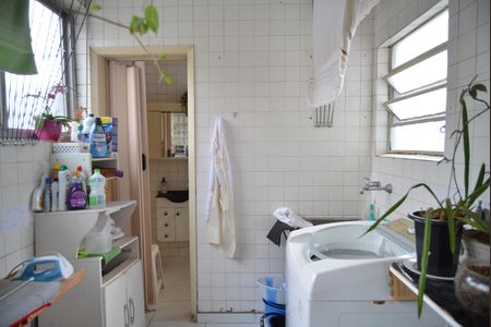 Apartamento à venda com 180m², 4 quartos e 1 vagaÁrea de Serviço