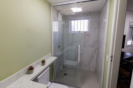 Casa à venda com 100m², 3 quartos e 2 vagas Casa à venda com 100m², 3 quartos e 2 vagasBanheiro da Suíte 1