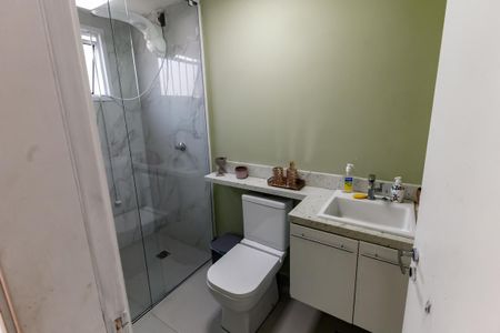 Casa à venda com 100m², 3 quartos e 2 vagas Casa à venda com 100m², 3 quartos e 2 vagasBanheiro da Suíte 2