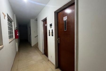 Apartamento para alugar com 86m², 2 quartos e 1 vagaElevadores