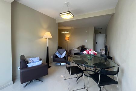 Apartamento para alugar com 86m², 2 quartos e 1 vagaSala