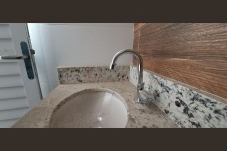 Apartamento à venda com 46m², 2 quartos e 1 vaga Apartamento à venda com 46m², 2 quartos e 1 vagaBanheiro Cobertura