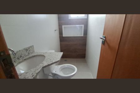 Apartamento à venda com 46m², 2 quartos e 1 vaga Apartamento à venda com 46m², 2 quartos e 1 vagaBanheiro Varanda Quarto 1 suíte