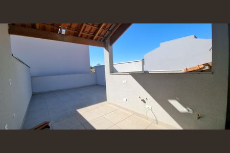 Apartamento à venda com 46m², 2 quartos e 1 vaga Apartamento à venda com 46m², 2 quartos e 1 vagaCobertura