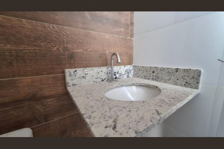 Apartamento à venda com 46m², 2 quartos e 1 vaga Apartamento à venda com 46m², 2 quartos e 1 vagaBanheiro Cobertura