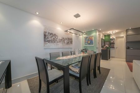 Apartamento para alugar com 137m², 3 quartos e 3 vagasSala