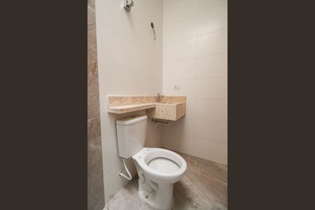 Casa à venda com 114m², 3 quartos e 2 vagasBanheiro da Suíte