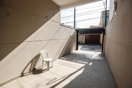 Casa à venda com 114m², 3 quartos e 2 vagasGaragem