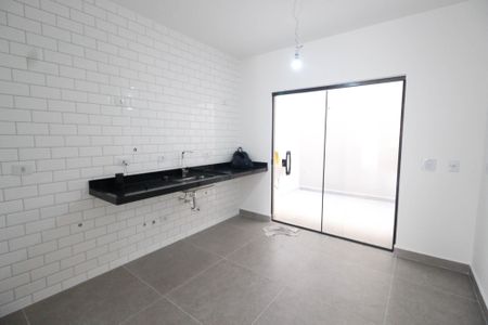 Casa à venda com 114m², 3 quartos e 2 vagasCozinha