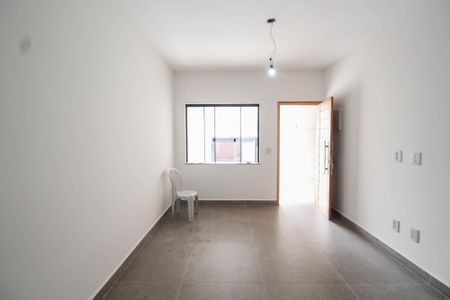 Casa à venda com 114m², 3 quartos e 2 vagasSala