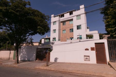 Apartamento para alugar com 58m², 2 quartos e 1 vagaFachada