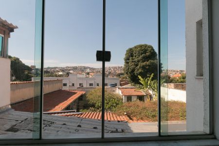 Vista da Sala de apartamento para alugar com 2 quartos, 58m² em Mantiqueira, Belo Horizonte