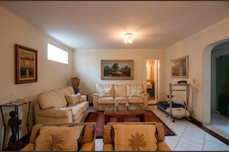 Casa à venda com 4 quartos, 250m² em Brooklin, São Paulo