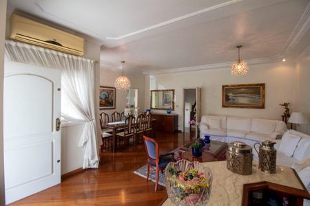 Casa à venda com 4 quartos, 250m² em Brooklin, São Paulo