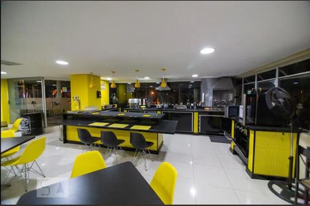 Apartamento à venda com 70m², 2 quartos e 1 vagaÁrea gourmet