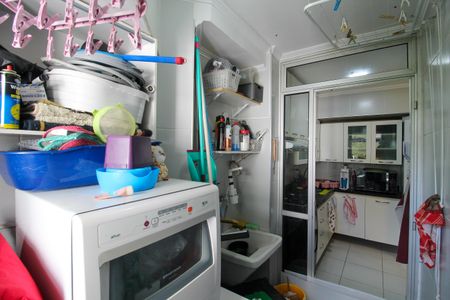 Apartamento à venda com 70m², 2 quartos e 1 vagaÁrea de Serviço