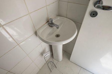 Studio à venda com 25m², 1 quarto e sem vaga Studio à venda com 25m², 1 quarto e sem vagaBanheiro