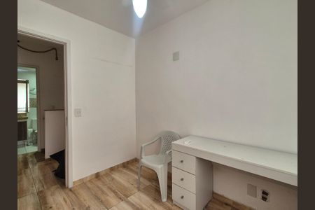 Casa de condomínio à venda com 85m², 3 quartos e 2 vagasQuarto
