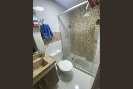 Casa de condomínio à venda com 85m², 3 quartos e 2 vagasBanheiro 2