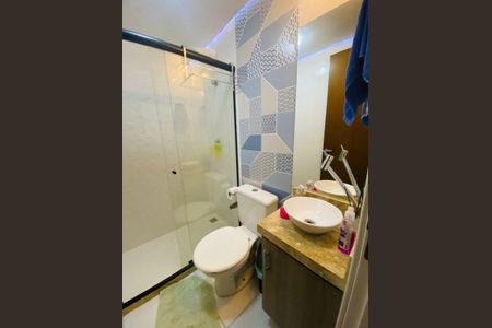 Casa de condomínio à venda com 85m², 3 quartos e 2 vagasBanheiro 3