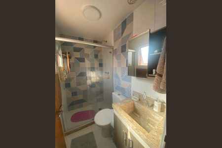 Casa de condomínio à venda com 85m², 3 quartos e 2 vagasBanheiro 1