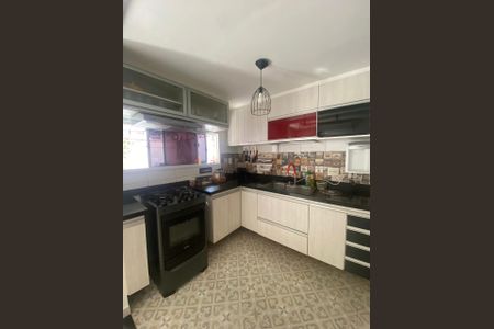 Casa de condomínio à venda com 85m², 3 quartos e 2 vagasCozinha