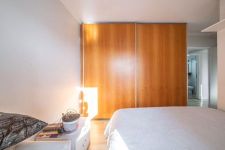 Apartamento à venda com 74m², 3 quartos e 2 vagasSuíte