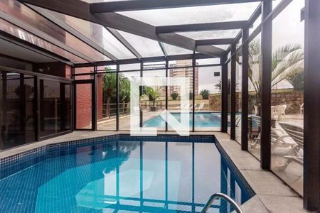 Apartamento à venda com 74m², 3 quartos e 2 vagasPiscina