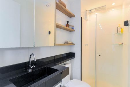 Apartamento à venda com 34m², 2 quartos e sem vaga Apartamento à venda com 34m², 2 quartos e sem vagaBanheiro Social