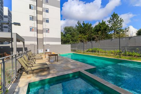Apartamento à venda com 34m², 2 quartos e sem vaga Apartamento à venda com 34m², 2 quartos e sem vagaÁrea comum - Piscina