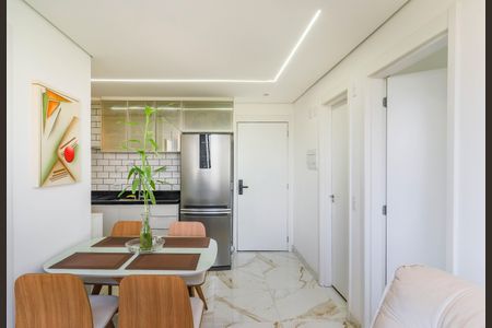 Apartamento à venda com 34m², 2 quartos e sem vaga Apartamento à venda com 34m², 2 quartos e sem vagaSala