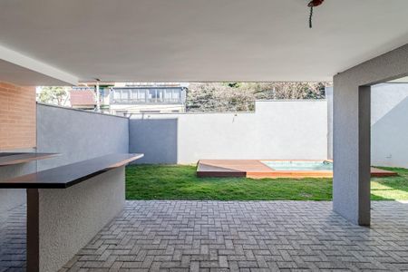 Casa de condomínio à venda com 276m², 3 quartos e 2 vagasQuintal