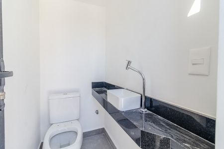 Casa de condomínio à venda com 276m², 3 quartos e 2 vagasBanheiro - Cobertura