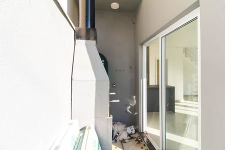 Casa à venda com 80m², 2 quartos e 2 vagas Casa à venda com 80m², 2 quartos e 2 vagasÁrea externa