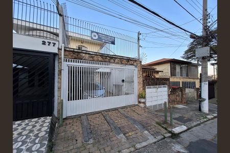 Casa à venda com 170m², 4 quartos e 2 vagasFachada