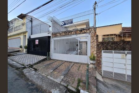 Casa à venda com 170m², 4 quartos e 2 vagasFachada