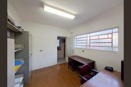 Casa à venda com 170m², 4 quartos e 2 vagasCopa