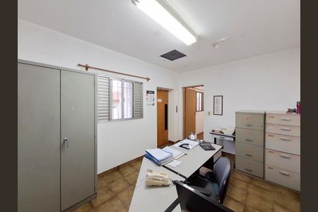 Casa à venda com 170m², 4 quartos e 2 vagasSuíte 1