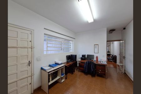 Casa à venda com 170m², 4 quartos e 2 vagasCopa