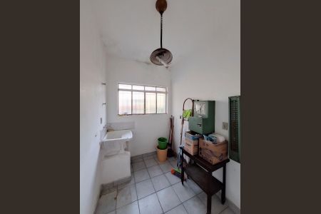 Casa à venda com 170m², 4 quartos e 2 vagasÁrea de Serviço
