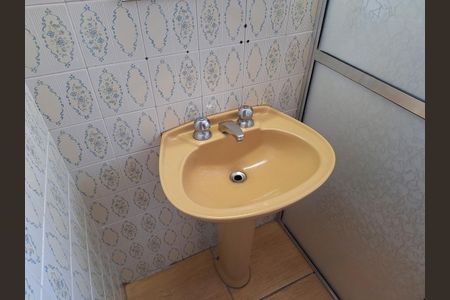 Casa à venda com 170m², 4 quartos e 2 vagasBanheiro Social