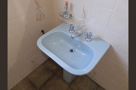 Casa à venda com 170m², 4 quartos e 2 vagasBanheiro da Suíte 1