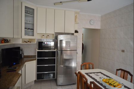 Casa à venda com 171m², 3 quartos e 2 vagasCozinha