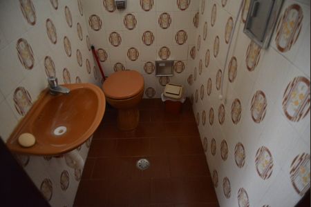 Casa à venda com 171m², 3 quartos e 2 vagasBanheiro de serviço