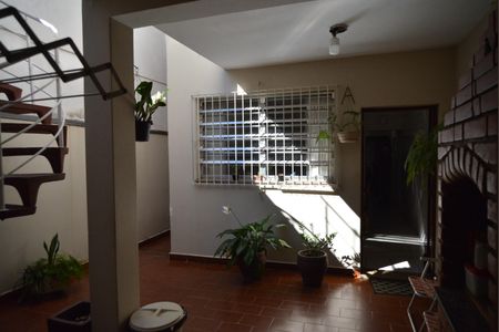 Casa à venda com 171m², 3 quartos e 2 vagasQuintal