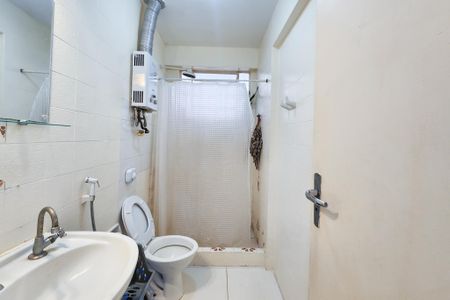 Apartamento para alugar com 45m², 2 quartos e 1 vaga Apartamento para alugar com 45m², 2 quartos e 1 vagaBanheiro